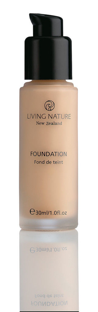 Living Nature Foundation - Pure Buff 30ml