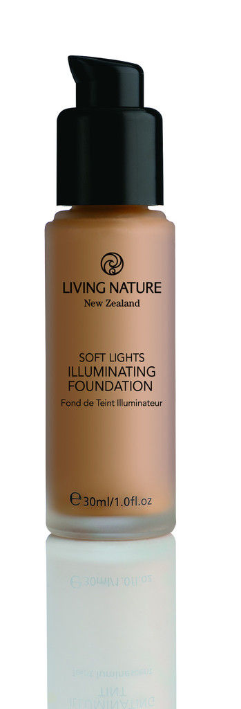 Living Nature Soft Lights Illuminating Foundation - Day Glow 30ml